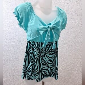Aqua and Black Women's Top